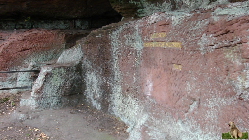 Ritterstein Nr. 220-3a Backelstein - Fruehmittelalterliche Holzburg.JPG - Ritterstein Nr.220 Backelstein - Fruehmittelalterliche Holzburg